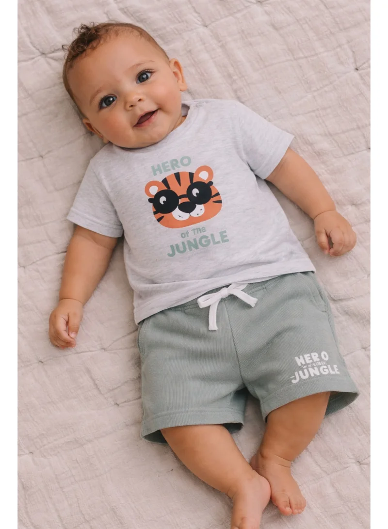 فكتور اند جين Infant Boys’ 2-Piece Set – “Hero of the Jungle” Graphic T-Shirt & Shorts